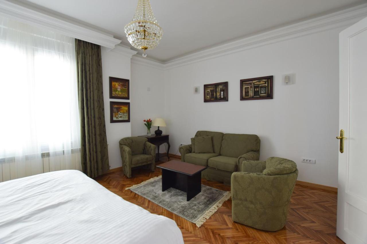 בלגרד Crown Apartment - Your Most Comfortable Stay מראה חיצוני תמונה